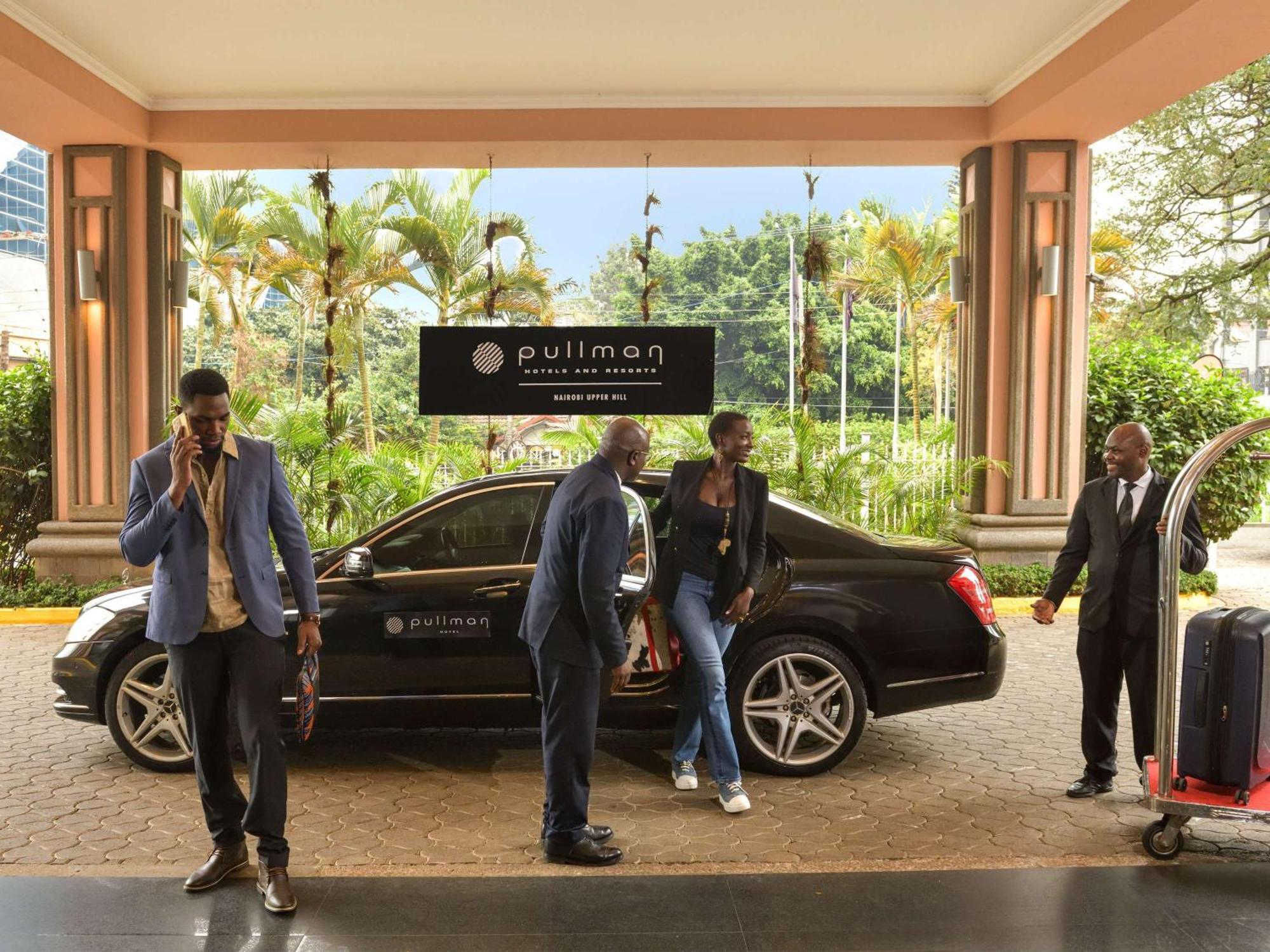 Отель Pullman Nairobi Upper Hill Экстерьер фото