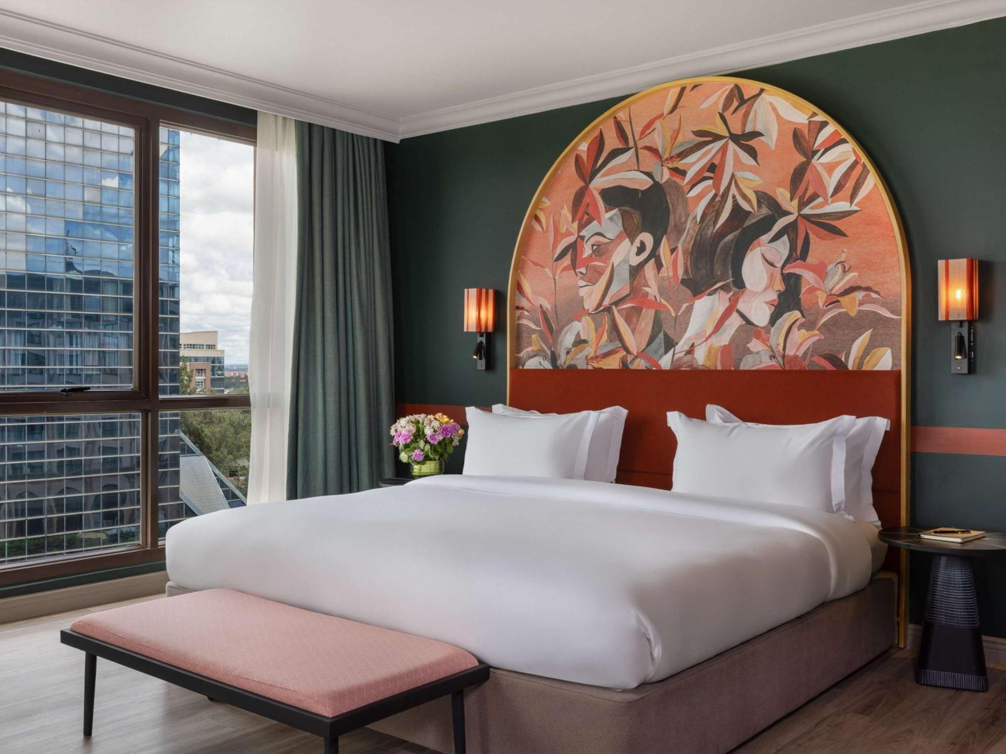 Отель Pullman Nairobi Upper Hill Экстерьер фото